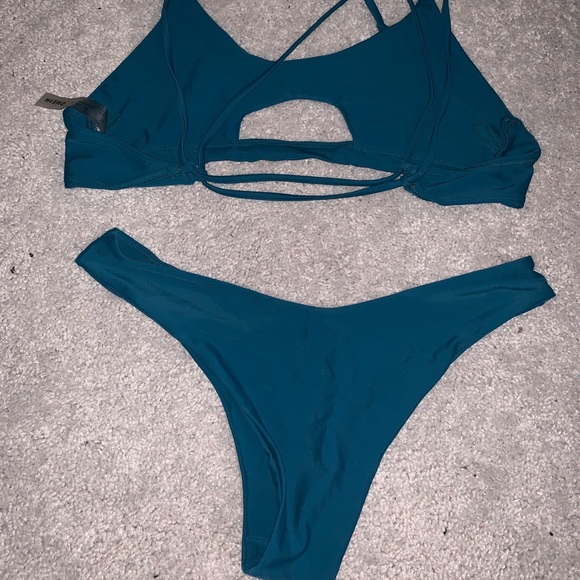 Swimsuit Bundle - Picture 6 of 8